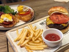 -Common Table · Brunch & Coffee