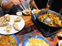 -蚝美人·生蚝海鲜烧烤(茶花园店)