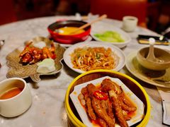 避风塘炒牛禾-蝴蝶里·粤菜·点心(龙湖天街&滨江店)