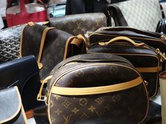 -宝龙城(杭州滨江店)