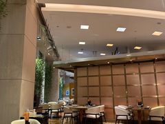 -怡咖啡海鲜自助餐厅(浦东香格里拉店)