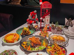 -Mogul Eatery·大亨餐酒馆