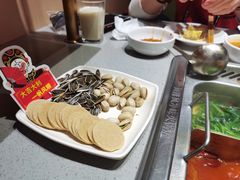-海底捞火锅(新松江路店)