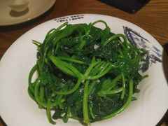 清炒油麦菜-茅炒屋龙虾·烧烤·湘菜(新河路店)