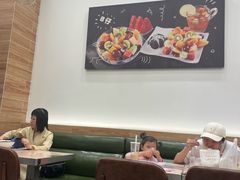 -佰搭果·广式茶餐厅(西华路店)