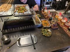 -麦凯伦烧烤·精酿超级工厂店(金桥总店)