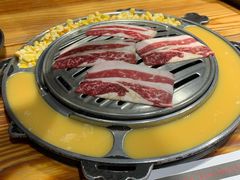 -青瓦炭韩潮烤肉(花园道店)