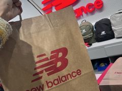 -New Balance(王府井奥莱·香江小镇店)