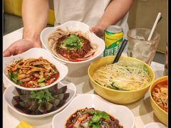 -谭仔米线(皇庭广场店)