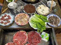 -乳仔牛牦牛汤锅 烤羊排(松潘古城店)