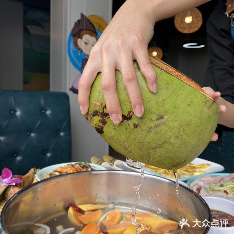 来三亚都说要吃椰子鸡‼️要吃这家才不踩雷