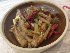 -江城燕子大排档(江汉路步行街店)