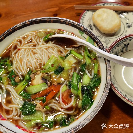 衢胡记酱果鸭头(江山店)