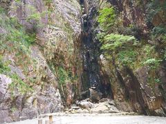 -鄣山大峡谷