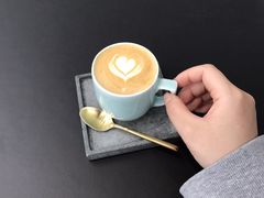 -UNI UNI(环亚凯瑟琳店)