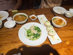 -金枝玉叶上海人家食府(三里河店)