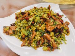 怪味牛柳-恩宏德餐馆(平山道店)