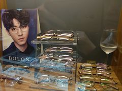 -回瑞眼镜·蔡司·依视路官方授权店(广益路万达店)
