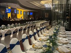 -龙虾酒吧扒房(宁波香格里拉店)