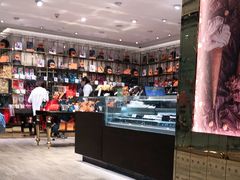 -VENCHI 闻绮(北京国贸商城店)