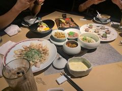 -穹六人间 people 6(岳阳路店)