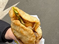 -小红车炸蛋葱油饼