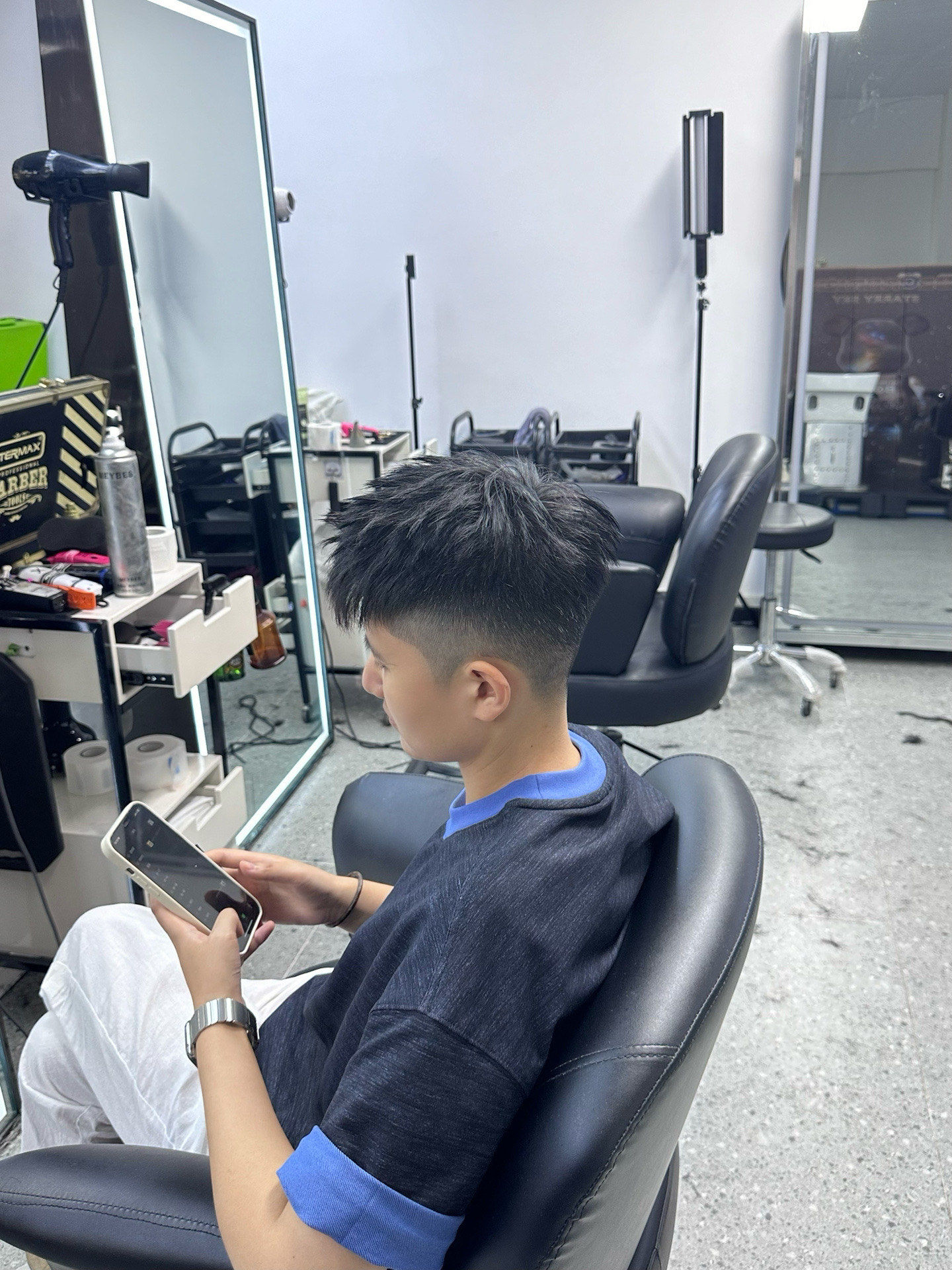 男孩潮流发型