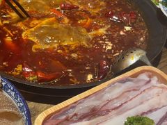 -旧街市鲜货老火锅(大光路店)