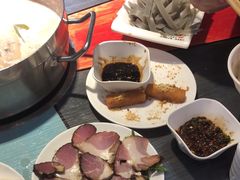 -四季喧黔味豆米火锅(万达广场店)
