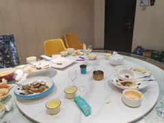 -小红鲸·海鲜餐厅(轸大路店)