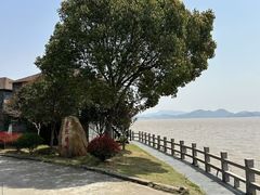 -鹰龙海畔度假酒店(咸祥店)
