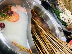 -俭让佬妈现卤串串(温江总店)