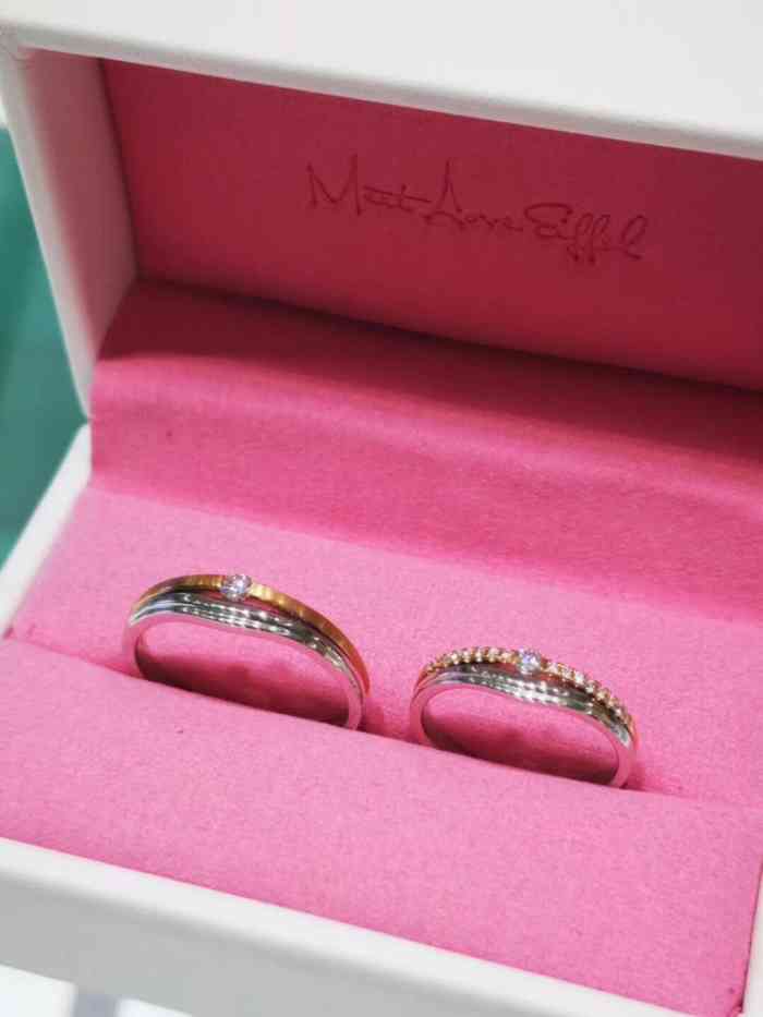 bluebox钻戒定制中心(即墨二店)-"对比之后还是选了蓝盒子,服务态度都