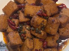 -嗨辣小聚·盘锦河蟹·海鲜烧烤龙虾(盘锦十年好店)