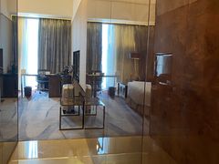 -广州天河希尔顿酒店