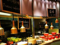 自助取餐区-咖啡苑自助餐厅·中国大饭店