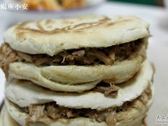 腊汁肉夹馍-薛昌利大米面皮(南关正街店)
