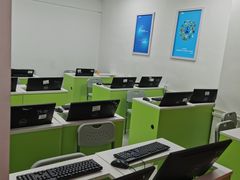 -童程童美·信息学竞赛·乐高机器人编程(龙华校区)