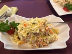 奥利维耶沙拉-老井俄式餐厅