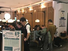 等位区-绿茶餐厅(西单老佛爷店)