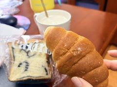 -CARINO BAKERY&CAFE(人广来福士店)