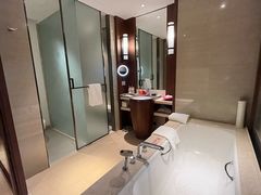 -西双版纳融创皇冠假日度假酒店