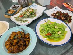 -临江宴餐厅·野生鱼·山里菜(富春江店)