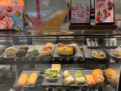面包甜点陈列柜-星巴克(来福士2F店)