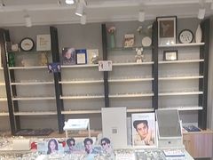 -瑞司视光眼镜·蔡司战略合作眼镜店(新街口店)