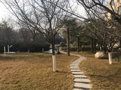 -陕西华浮宫酒店(未央湖公园店)