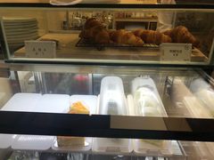 面包甜点陈列柜-Kilos咖啡馆(保利珑远店)