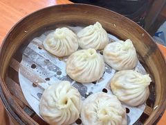 -莱莱小笼·乔艾