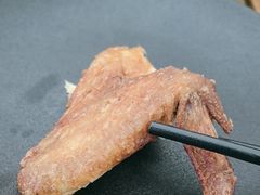 -瑞虹新天地月亮湾