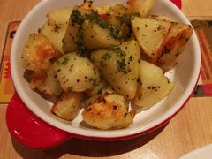 -必胜客(华邦银泰店)